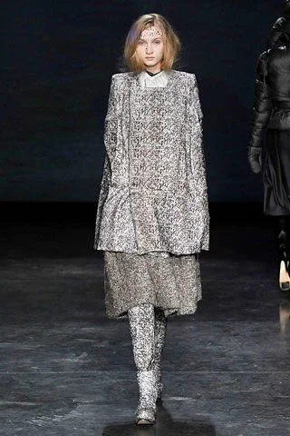 Look 28